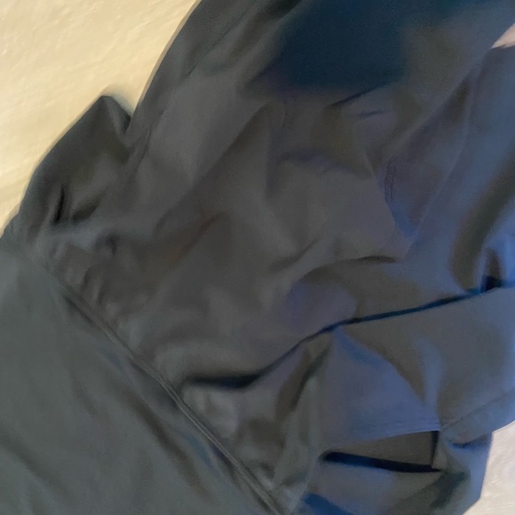 Lululemon Crop Pants - Picture 3 of 4